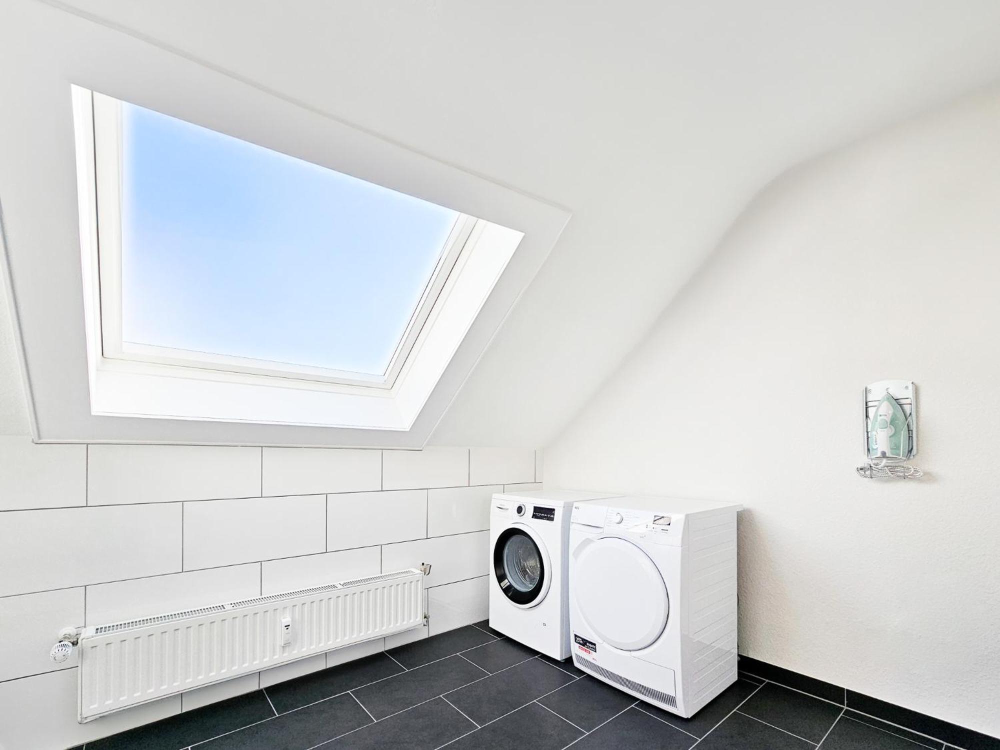 Raj Living - City Center Apartments With 5 Rooms - 10 Min Messe Dus Düsseldorf Exterior foto