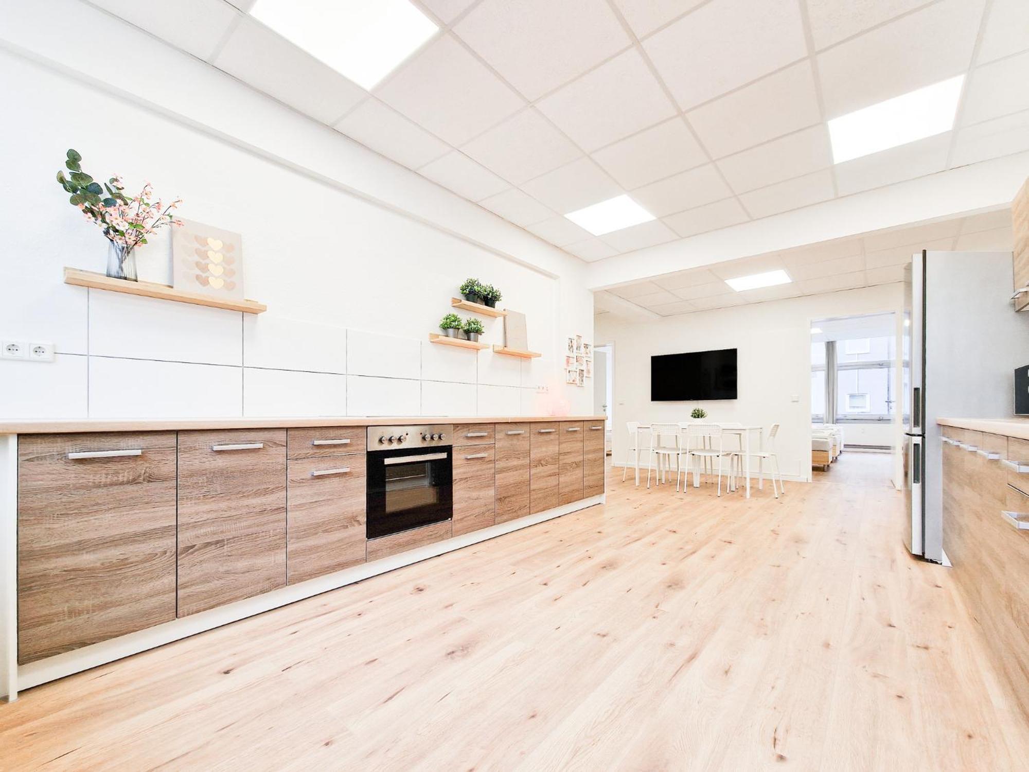 Raj Living - City Center Apartments With 5 Rooms - 10 Min Messe Dus Düsseldorf Exterior foto