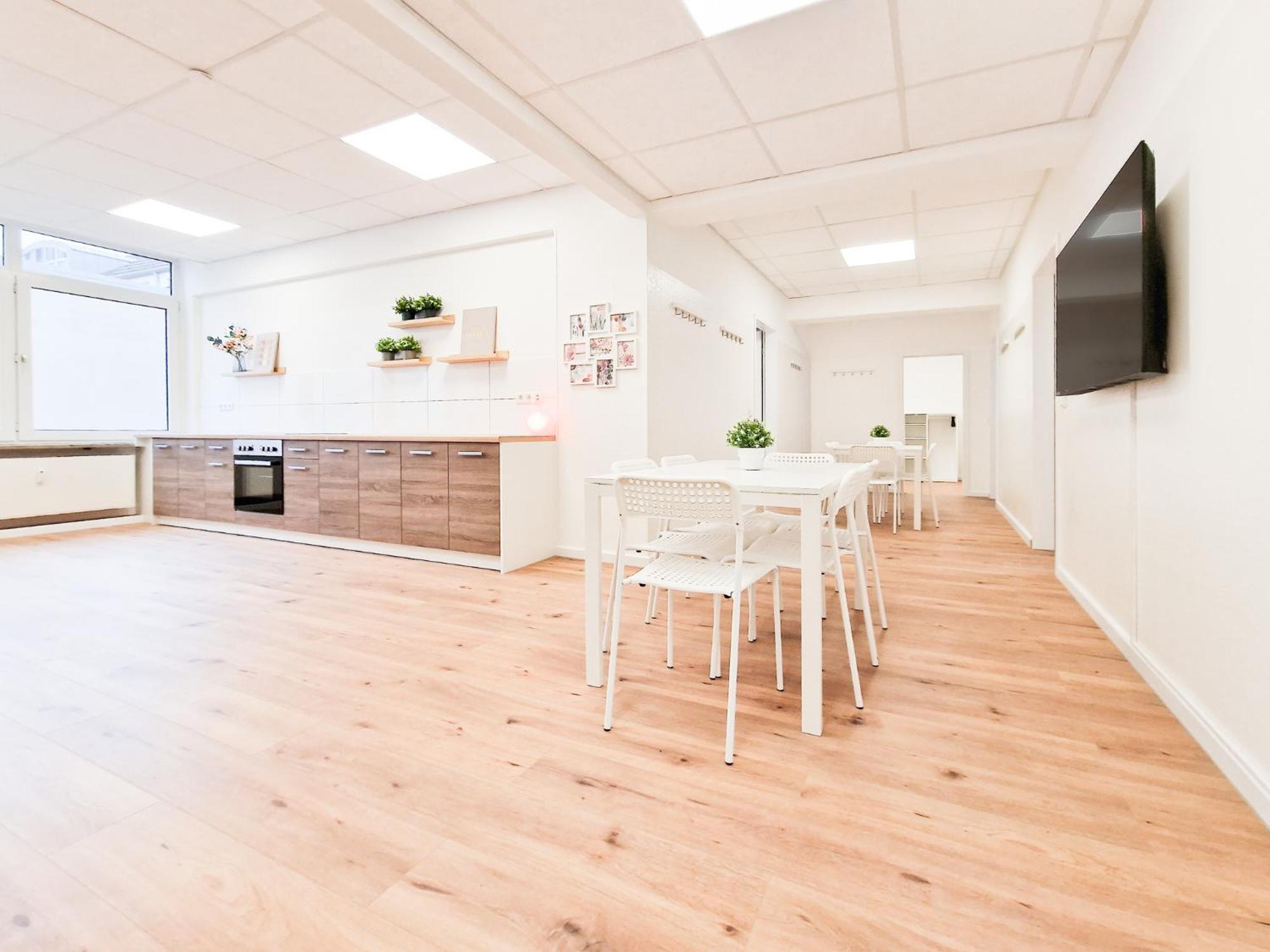 Raj Living - City Center Apartments With 5 Rooms - 10 Min Messe Dus Düsseldorf Exterior foto