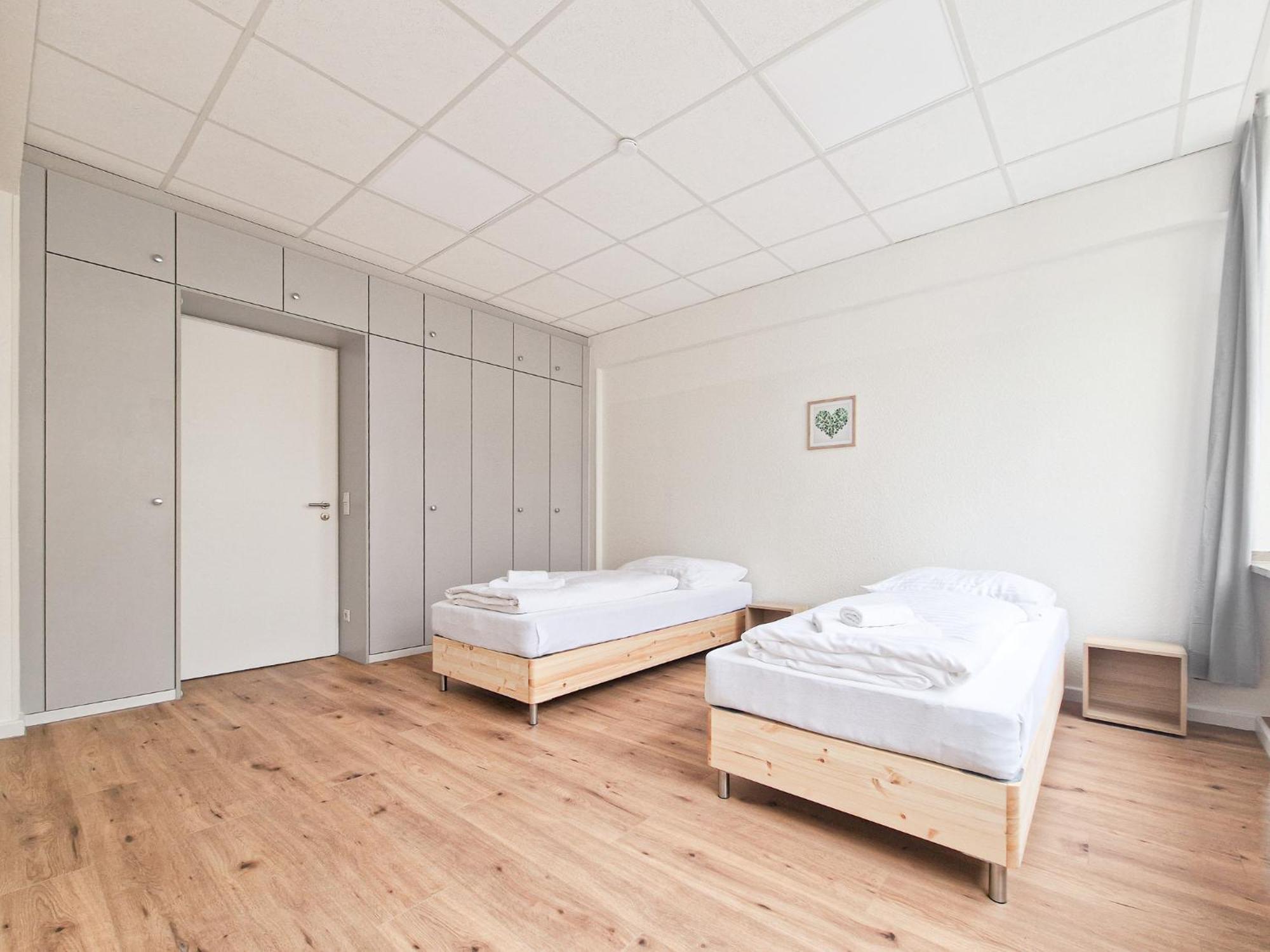 Raj Living - City Center Apartments With 5 Rooms - 10 Min Messe Dus Düsseldorf Exterior foto