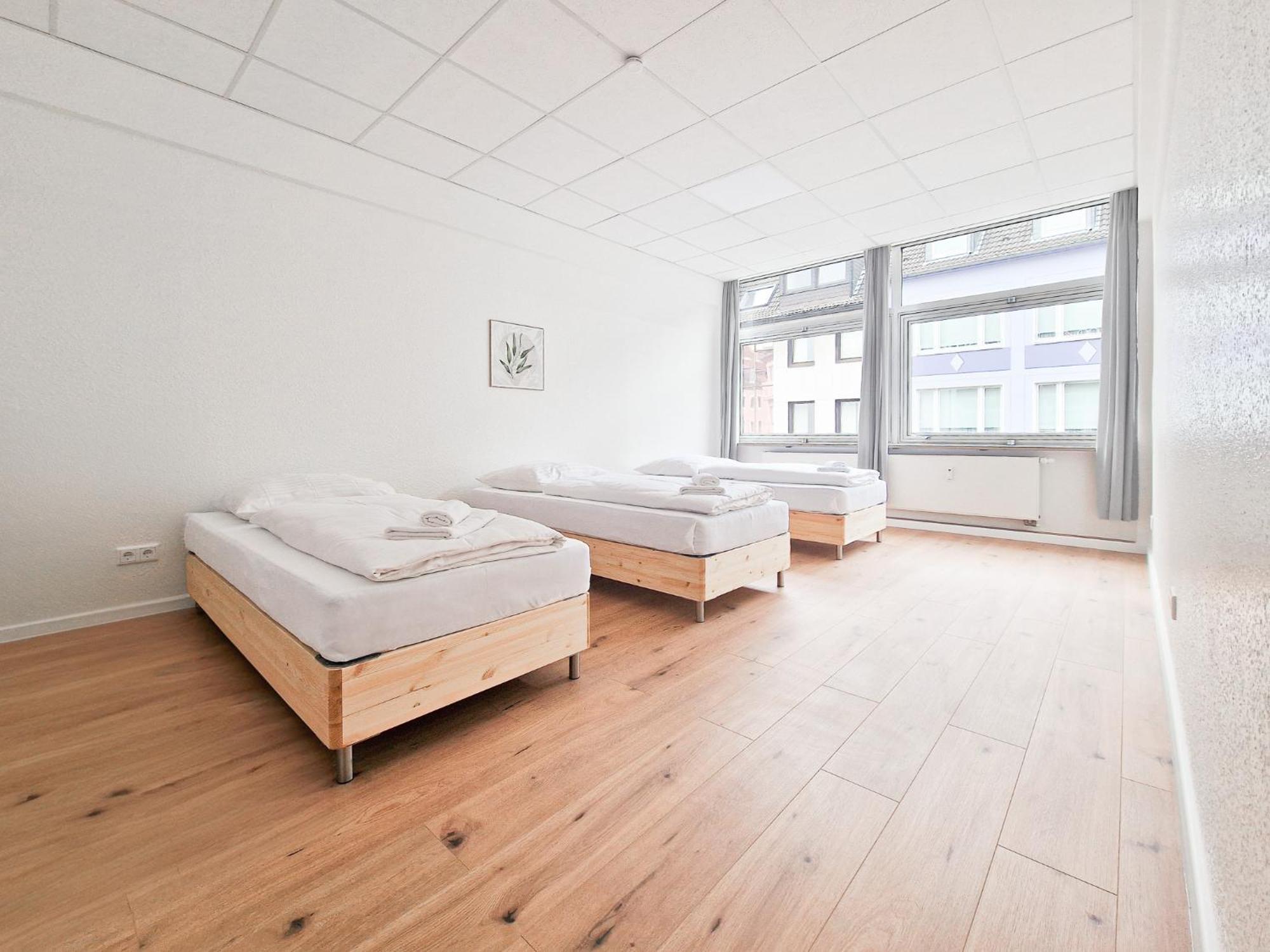 Raj Living - City Center Apartments With 5 Rooms - 10 Min Messe Dus Düsseldorf Exterior foto
